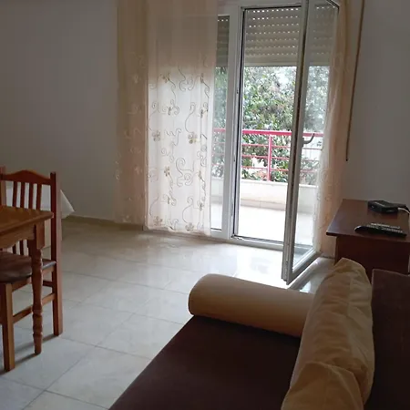 Nuredinaj Vlorë